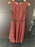 Swing jurk retro vintage lady vintage maat M, Kleding | Dames, Jurken, Maat 38/40 (M), Zwart, Ophalen of Verzenden, Zo goed als nieuw