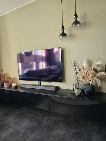 Televisiekast (3x 1 mtr)