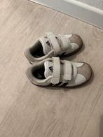 Leuke Adidas kinderschoenen maat 25, Kinderen en Baby's, Babykleding | Schoentjes en Sokjes, Ophalen of Verzenden, Gebruikt, Jongetje of Meisje