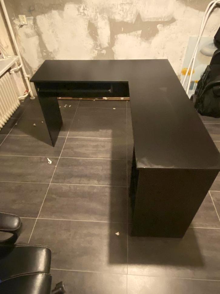zwart hoekbureau, Huis en Inrichting, Bureaus, Zo goed als nieuw, Ophalen