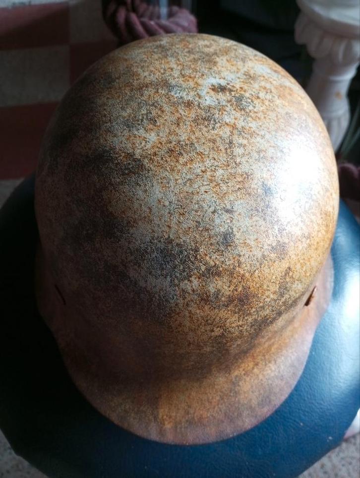 duitse para helm, alsook andere met stempel in ., Verzamelen, Militaria | Tweede Wereldoorlog, Landmacht, Helm of Baret, Duitsland