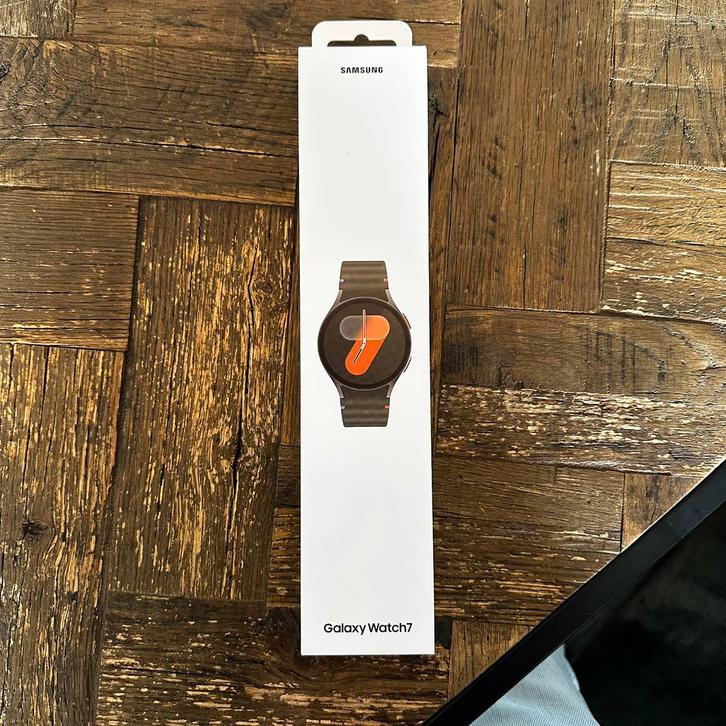 Samsung Galaxy Watch 7 - Nieuw - incl garantie, Sieraden, Tassen en Uiterlijk, Smartwatches, Nieuw, Android, Groen, Afstand, Calorieverbanding