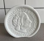 Koningin Juliana spaarpot keramiek dubbeltje 10 cent, Verzamelen, Spaarpotten, Ophalen of Verzenden