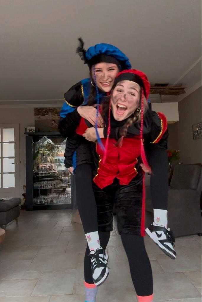 Pietenbezoek Vrijdag 5 December, Diversen, Sinterklaas, Nieuw, Ophalen