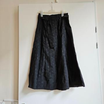 DIY zwarte lange rok met ceintuur mt 38 beschikbaar voor biedingen