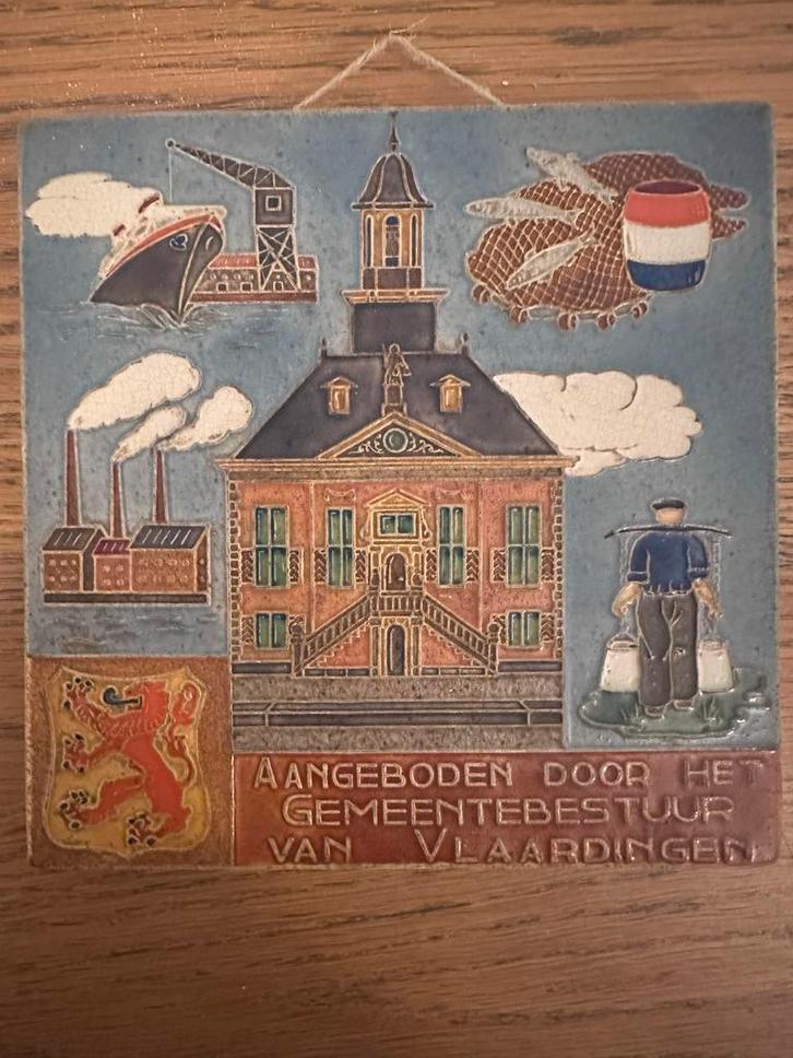 Westraven Vlaardingen Tegel - Historisch Stadhuis, Antiek en Kunst, Antiek | Wandborden en Tegels, Ophalen
