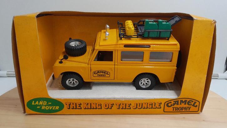 Bburago Camel Trophy Land Rover 109 Series III, schaal 1:24, Hobby en Vrije tijd, Modelauto's | 1:24, Nieuw, Auto, Bburago, Ophalen of Verzenden