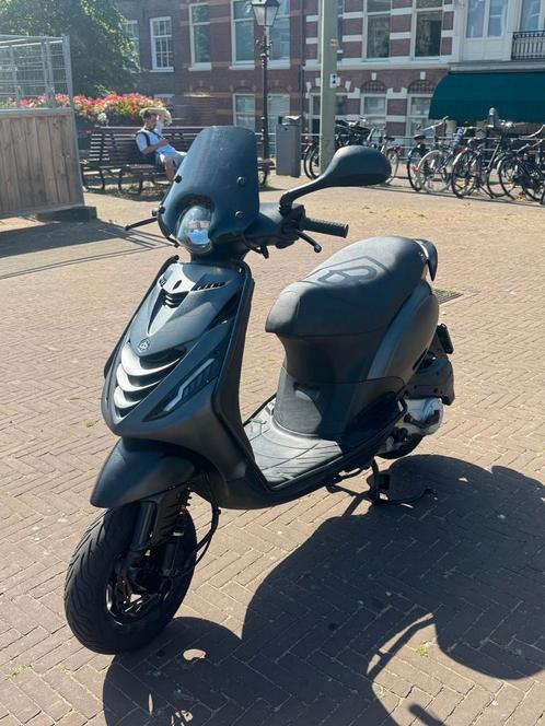 Piaggio Zip Sp Voorvork Full Option, Fietsen en Brommers, Scooters | Piaggio, Zo goed als nieuw, Zip, Ophalen of Verzenden