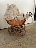 Oud poppenwagentje, Antiek en Kunst, Ophalen of Verzenden