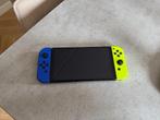 Nintendo switch oled (exclusief dock), Spelcomputers en Games, Ophalen of Verzenden, Gebruikt, Met 1 controller, Switch OLED