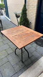 Tafel met gietijzer onderstel, Tuin en Terras, Ophalen of Verzenden, Zo goed als nieuw