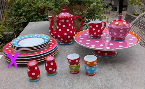 Douwe Egberts oilily servies, Huis en Inrichting, Keuken | Servies, Zo goed als nieuw, Overige typen, Overige stijlen, Porselein