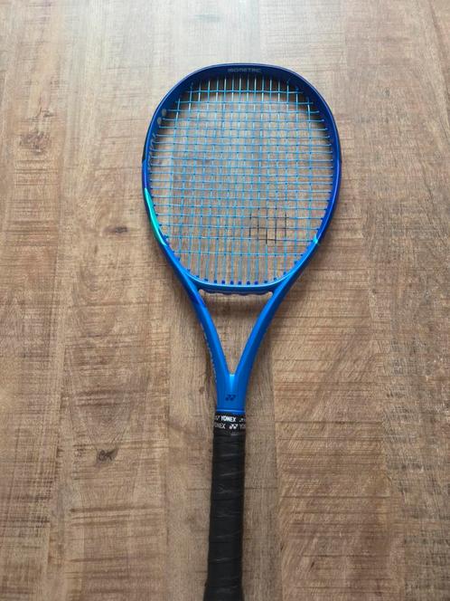 Yonex ezone 98 gen 8, Sport en Fitness, Tennis, Zo goed als nieuw, Racket, Overige merken, L3, Ophalen of Verzenden