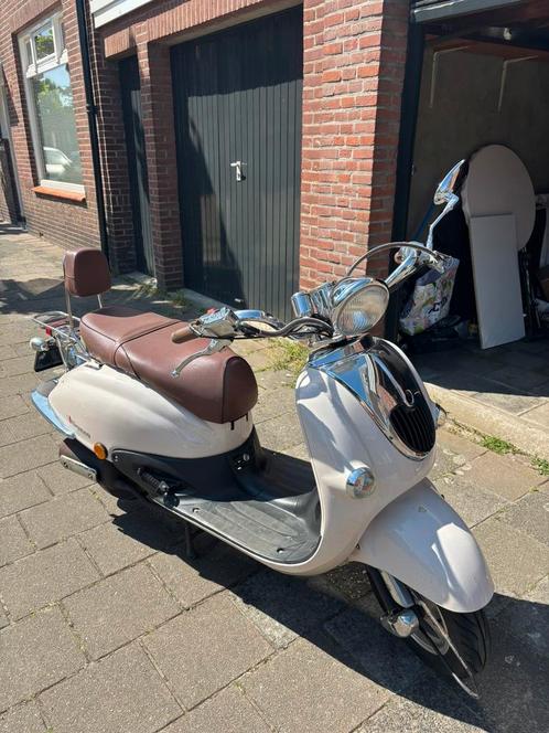 Crème Senzo GT2 te koop!, Fietsen en Brommers, Snorfietsen en Snorscooters, Gebruikt, Overige merken, Benzine, Ophalen