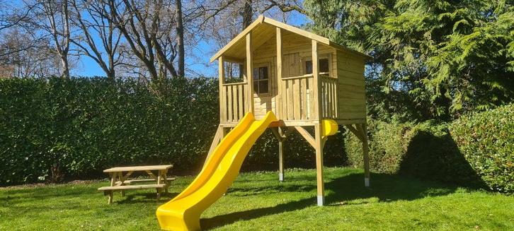 Speelhuisje buiten | Ruim huisje | Optie glijbaan | Emoe, Kinderen en Baby's, Speelgoed | Buiten | Speelhuisjes, Nieuw, Hout, Verzenden