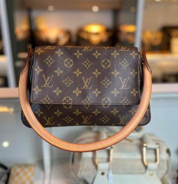 Louis Vuitton Mini Looping beschikbaar voor biedingen