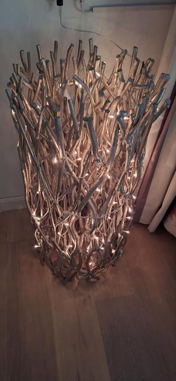 Sfeervol Kerst object kunst takken met kleine lichtjes beschikbaar voor biedingen