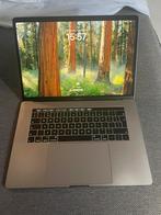 Apple MacBook pro 15 inch 2018 i7 16 gb 256gb met mdm code, Computers en Software, Apple Macbooks, Ophalen of Verzenden, Zo goed als nieuw