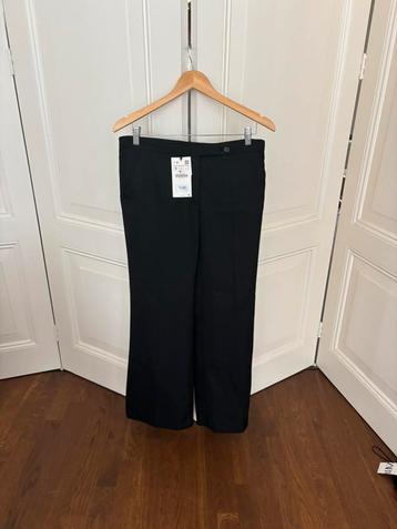 Zara zwarte pantalon flared, wijde chino, low waist maat S beschikbaar voor biedingen