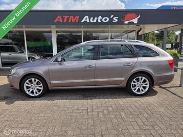 Skoda Superb Combi 2.0 TDI Elegance Xrnon Cruise PDC LMV Apk beschikbaar voor biedingen