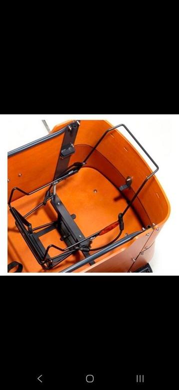 Steco baby mee Maxicosi drager met bakfiets bevestiging beschikbaar voor biedingen