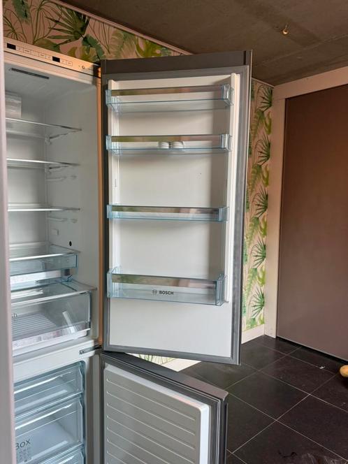 Bosch KGE39ALCA koel vriescombinatie Z.G.A.N., Witgoed en Apparatuur, Koelkasten en IJskasten, Zo goed als nieuw, Met aparte vriezer