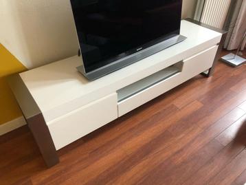 TV meubel wit hoogglans beschikbaar voor biedingen