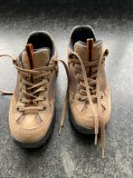Prachtige waterdichte wandelschoenen mt 38, Ophalen of Verzenden, Zo goed als nieuw, Schoenen