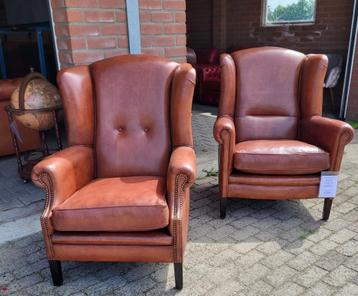 Schapenleren oorfauteuil bruin. Wells/Durban. beschikbaar voor biedingen