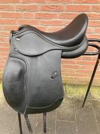 Tekna Letec s-line 16,5 inch dressuurzadel, Dieren en Toebehoren, Paarden en Pony's | Zadels, Ophalen of Verzenden, Zo goed als nieuw