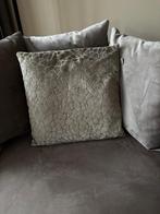 Dutch decor goud/champagne kleurig sierkussen met patroon, Huis en Inrichting, Woonaccessoires | Kussens, Ophalen, Zo goed als nieuw