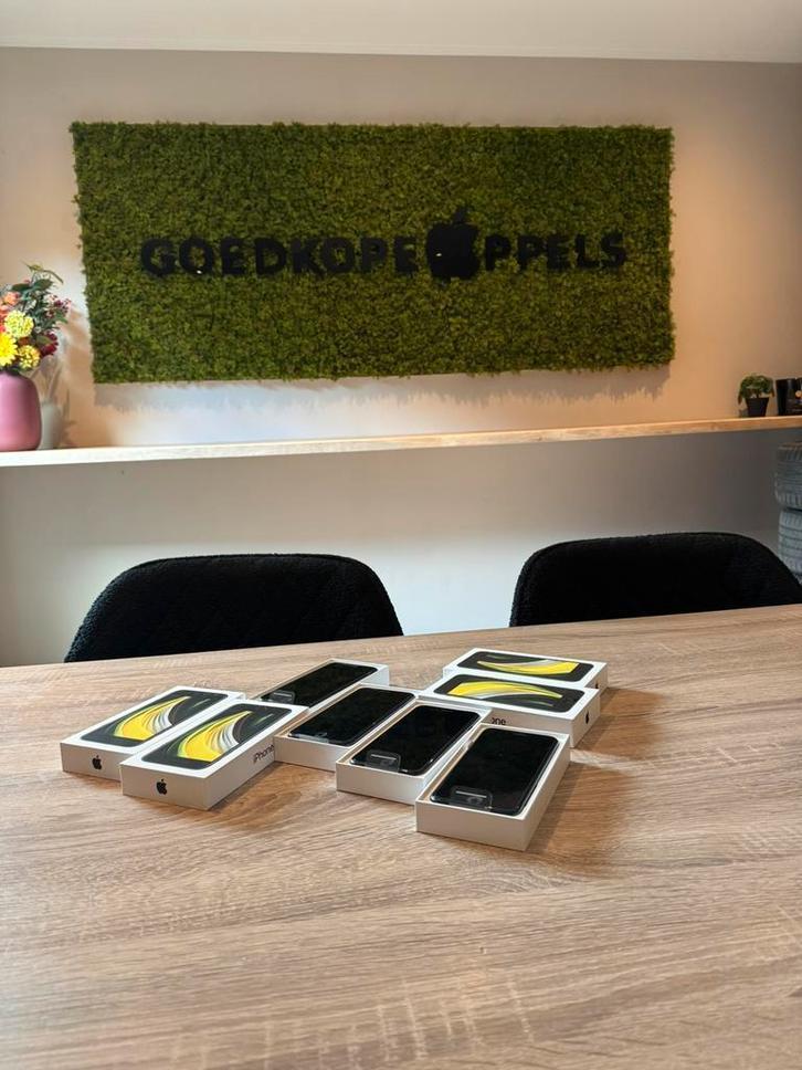 iPhone SE 2020 64GB Zwart | nieuw/ongebruikt, Telecommunicatie, Mobiele telefoons | Apple iPhone, Nieuw, 64 GB, Zonder abonnement