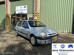 Renault Clio 1.4 RN NIEUWE APK, Auto's, 15 km/l, Gebruikt, Origineel Nederlands, Handgeschakeld