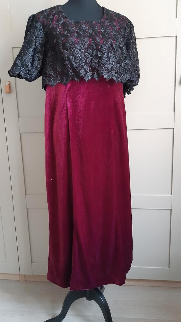 Velvet Gala Jurk met Kant - Carnaval!, Kleding | Dames, Carnavalskleding en Feestkleding, Zo goed als nieuw, Carnaval, Ophalen of Verzenden