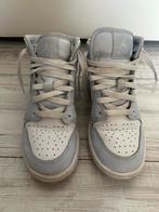 lichtblauwe nike jordans, Kleding | Dames, Schoenen, Blauw, Nike, Ophalen of Verzenden, Sneakers of Gympen