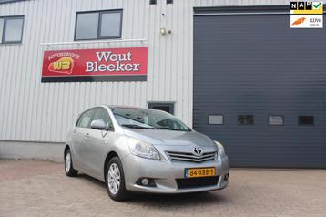Toyota Verso 1.8 VVT-i Aspiration 2e eigenaar, trekhaak. beschikbaar voor biedingen