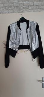 Een zwart zilver jasje  mt 46, Ophalen, Zo goed als nieuw, Maat 46/48 (XL) of groter, Zwart