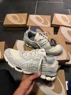 Asics Gel NYC Mid Ivory Grey - Maat 43,5, Ophalen of Verzenden, Nieuw, Sneakers of Gympen