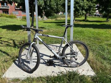 Cannondale F400 | L (20” / 51 cm) MTB | Deore XT | 26” beschikbaar voor biedingen