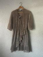 Jurk Dante 6 (M/L), Kleding | Dames, Jurken, Beige, Nieuw, Ophalen of Verzenden, Boven de knie