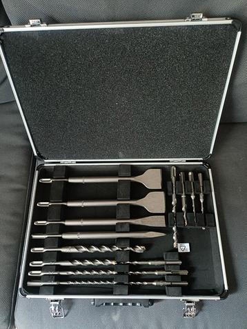 Dewalt borenset 15 eenheden beschikbaar voor biedingen