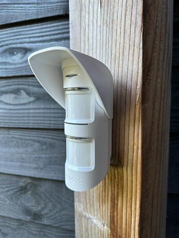 Ajax MotionProtect Outdoor (met regenkap) beschikbaar voor biedingen