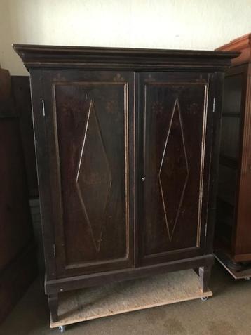 kast bruidskast teak beschikbaar voor biedingen