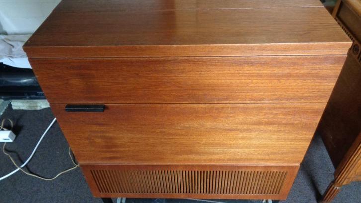 sterio meubel, Audio, Tv en Foto, Stereo-sets, Gebruikt, Tuner of Radio, Overige merken, Ophalen