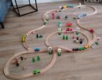 Super leuke mooie grote houten treinbaan met veel extra's, Ophalen of Verzenden, Zo goed als nieuw