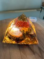 Epoxy piramidelampje met boomstam en schildpad led, Antiek en Kunst, Kunst | Designobjecten, Ophalen of Verzenden