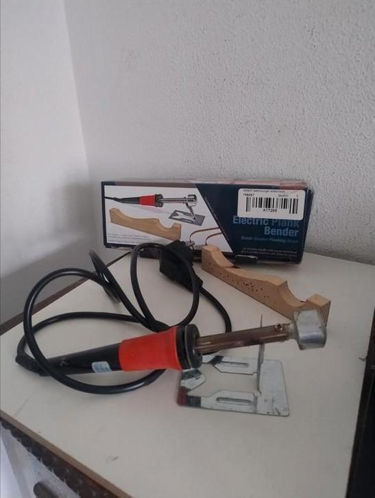 🔴 Lattenbuiger voor de modelbouw, Hobby en Vrije tijd, Modelbouw | Overige, Zo goed als nieuw, Groter dan 1:32, Ophalen of Verzenden