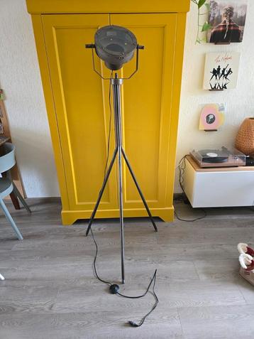 Industriële Vloerlamp Spot staande lamp metaal beschikbaar voor biedingen