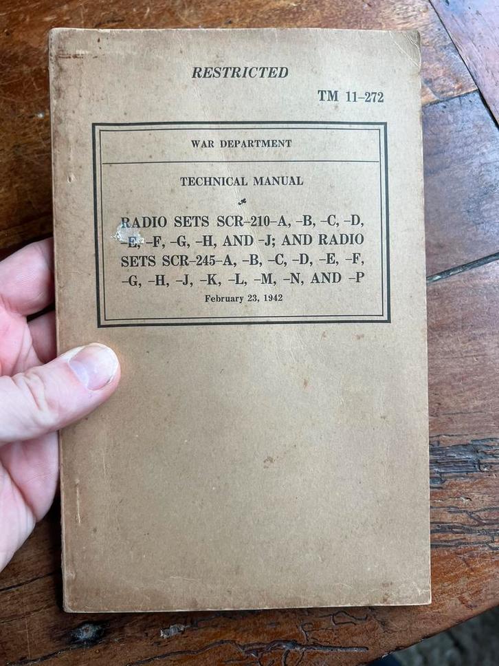 WO2 Amerikaans voorschrft SCR 210 radio Dodge command car, Verzamelen, Militaria | Tweede Wereldoorlog, Amerika, Verzenden