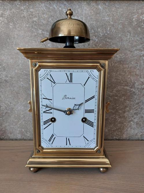 Bernice pendule tafelklok, Huis en Inrichting, Woonaccessoires | Klokken, Zo goed als nieuw, Staande klok, Analoog, Ophalen of Verzenden